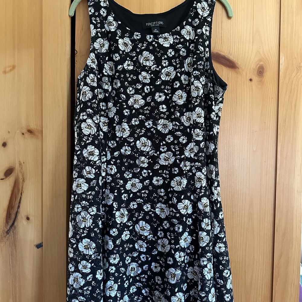 Perceptions Black and White Floral Mini Dress
